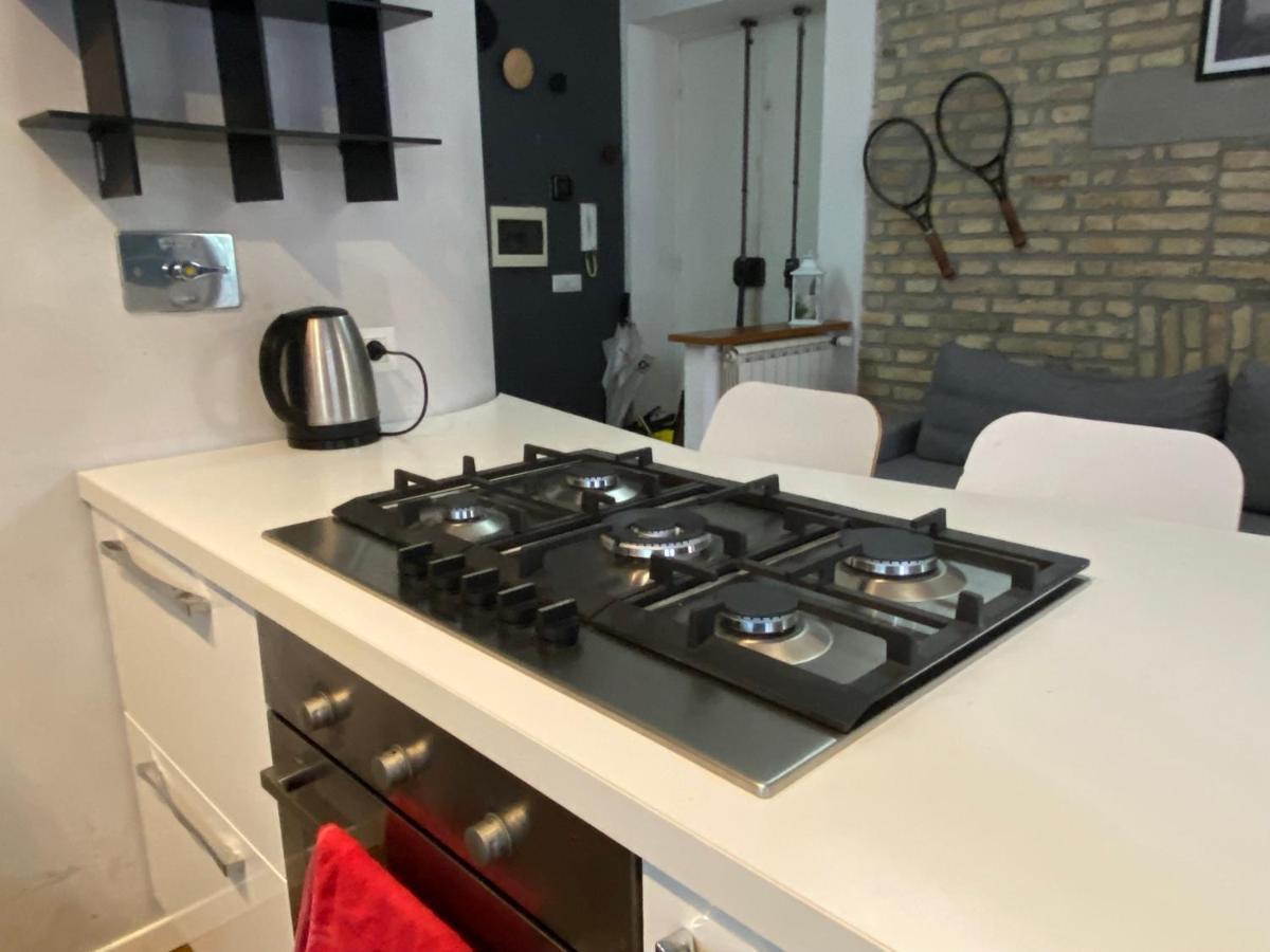 Hemingway Apartment At Vatican Рим Екстериор снимка